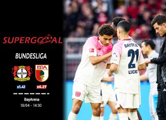 Bayer Leverkusen attend FC Augsburg en Bundesliga